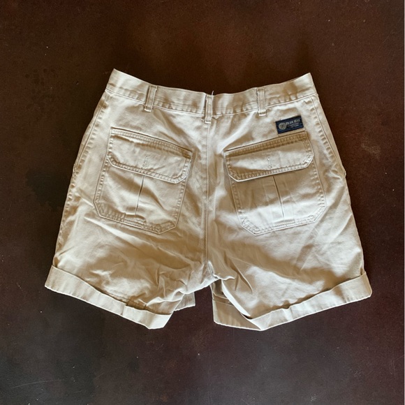 Vintage high waisted cargo shorts - Picture 2 of 3